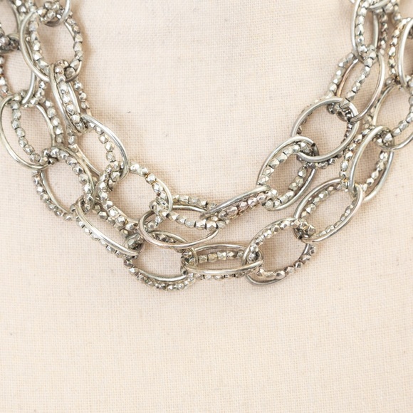Silver tone longer chain length style necklace toggle closure Lauren Conrad - Picture 10 of 13